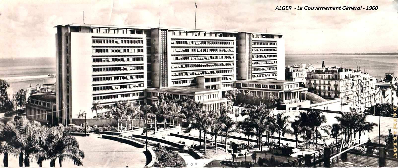 Alger - Gouvernement General - 1960.jpg